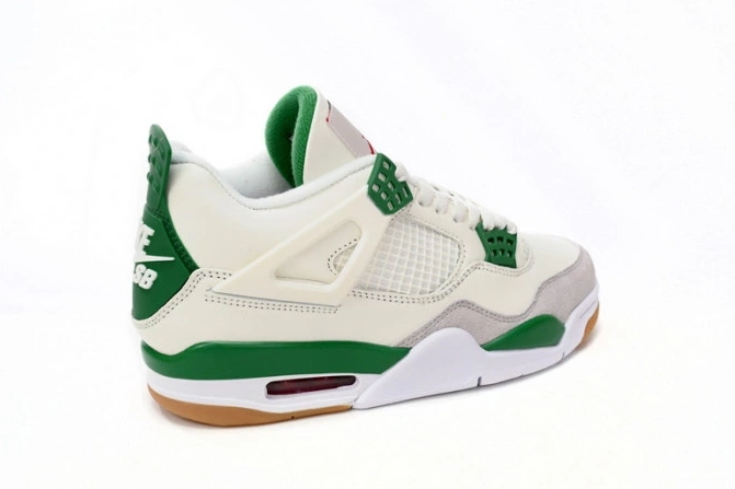 One Kick DR5415-103 Retro Green Jordan SB 4 Pine 0707